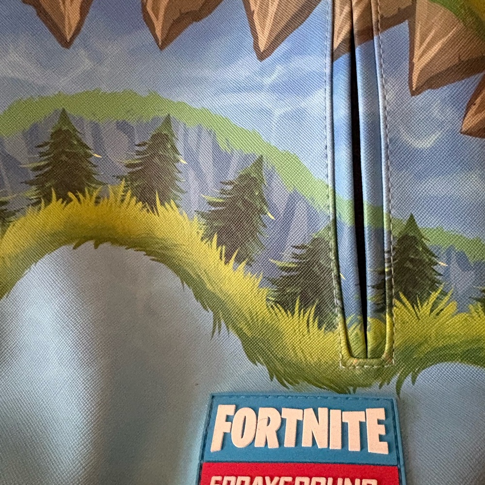 NWOT Sprayground Fortnite Victory Royale limited edition backpack - Picture 2 of 6